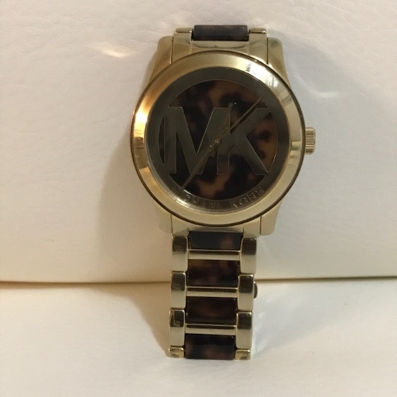 "Good/Worn Condition" Authentic Michael Kors Watch - Picture 1 of 4